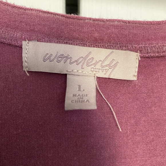 burgundy distressed tee with tie - Picture 3 of 3